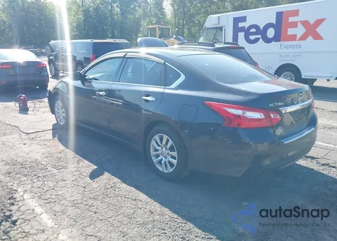 2017 Nissan Altima 2.5 S z USA, uszkodzony, nr VIN 1N4AL3APXHC139447